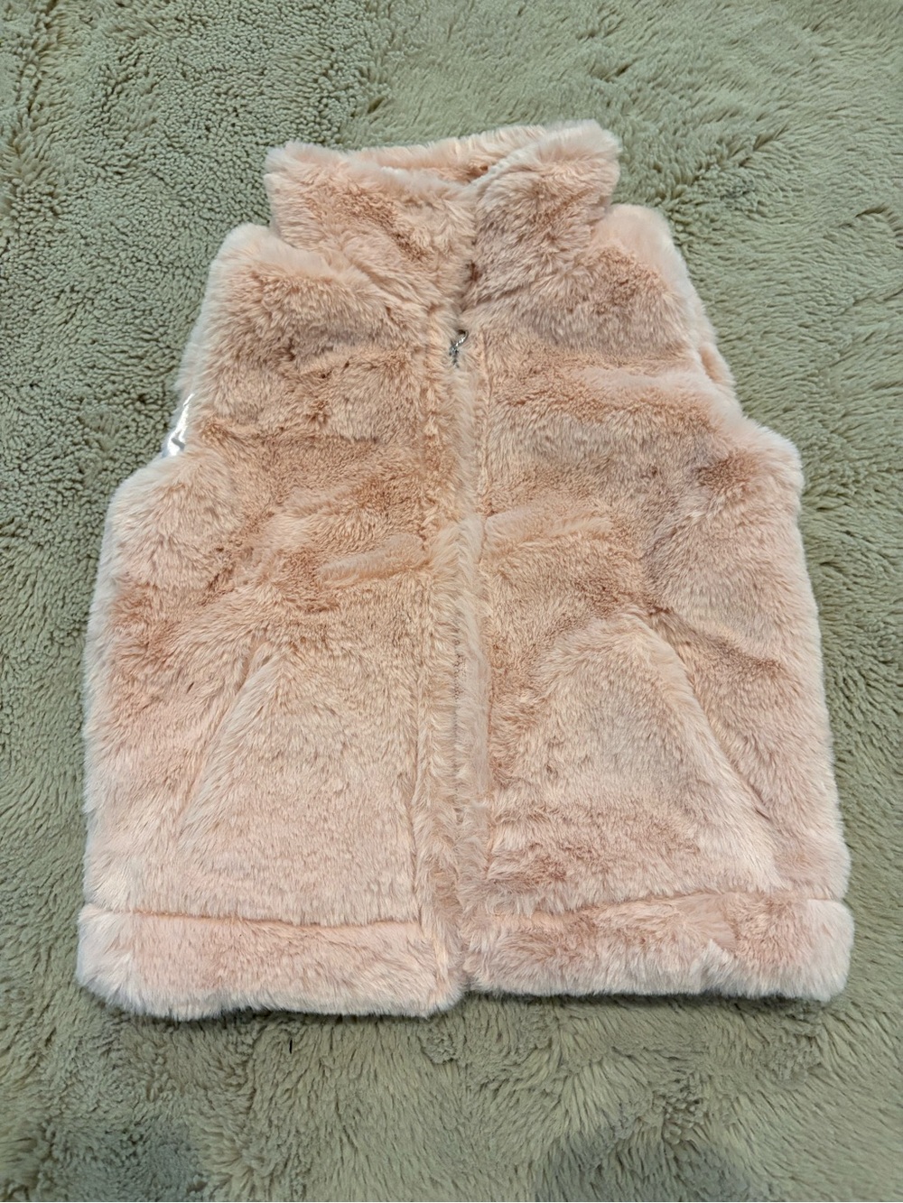 Urban Republic faux fur vest, girls 4T